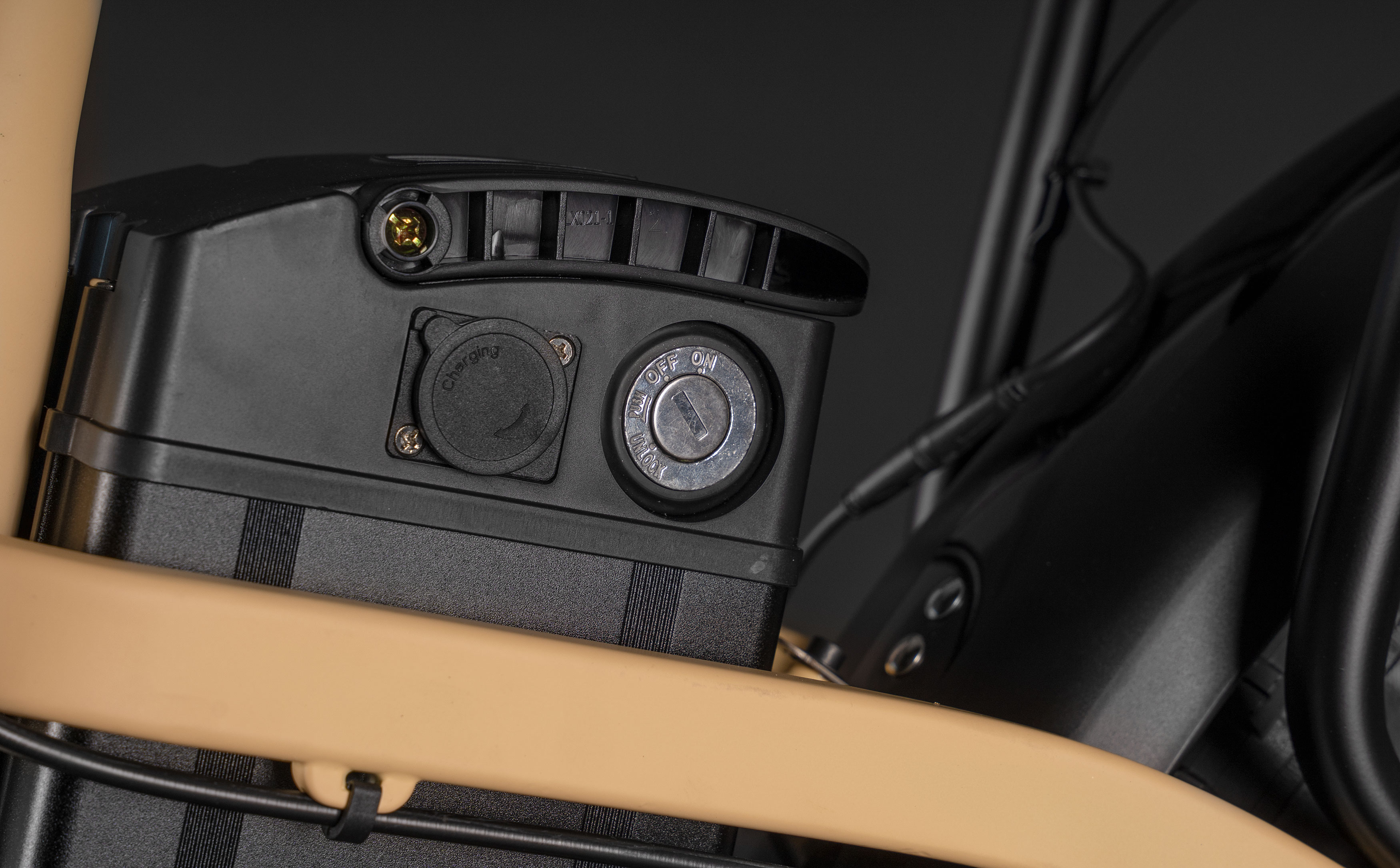 Электровелосипед HORH MX 750W (2026) Sand