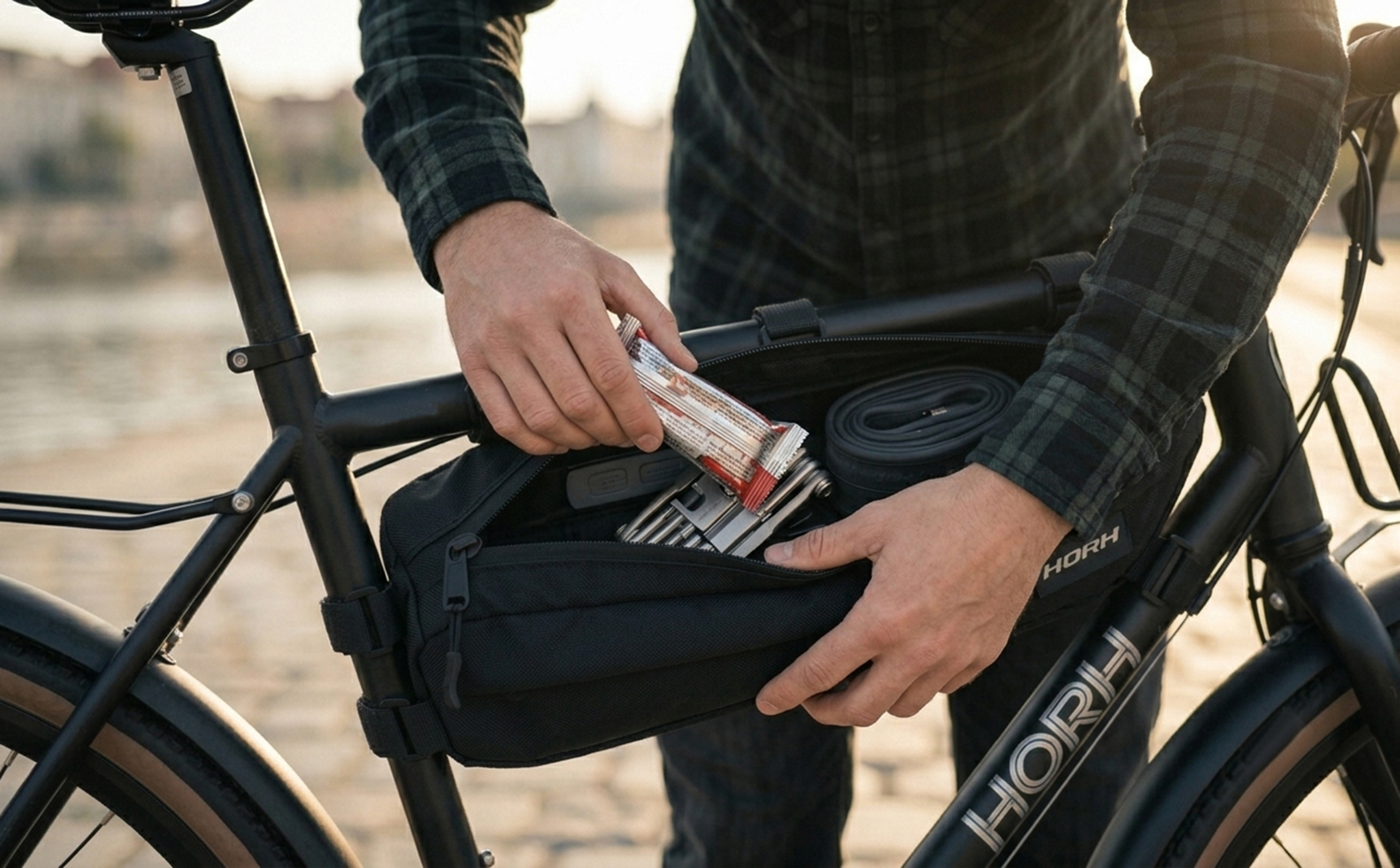 Сумка под раму HORH Bikepacking 38х9х5см черный